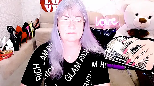 SiberiabBerry online show from April 28, 5:55 am