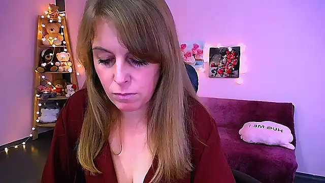 Hot Milady online show from December 19, 9:34 am