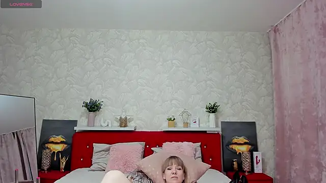 KattyPeachX online show from May 22, 1:36 am