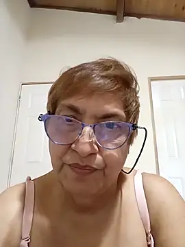 florecita69 online show from December 17, 3:05 pm