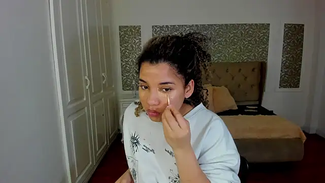 Mayaa ross online show from September 13, 2:30 am