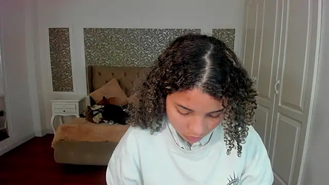 Mayaa ross online show from September 23, 1:59 am