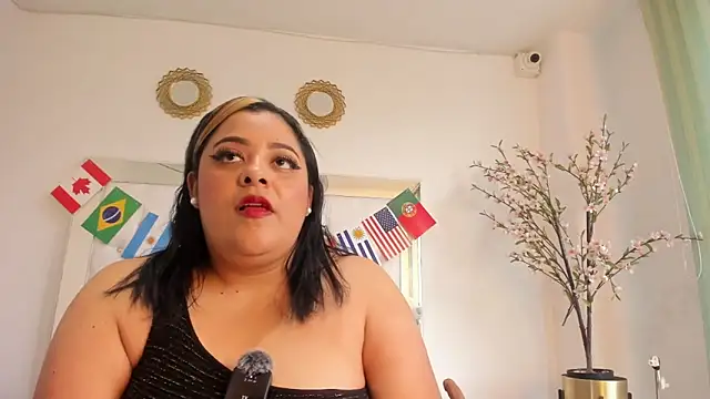 brendamaz online show from June 18, 11:48 am