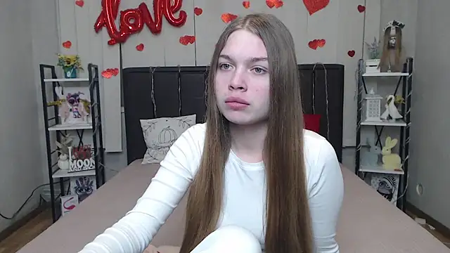 LaraPika online show from February 12, 9:11 am