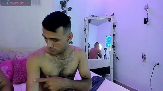 catalina and roger online show from September 30, 8:13 pm