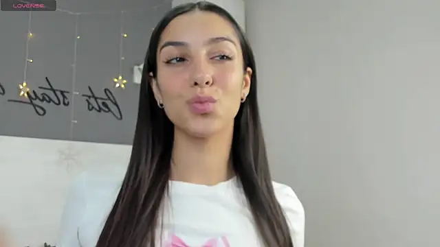 Maria  Candy online show from November 22, 10:40 am