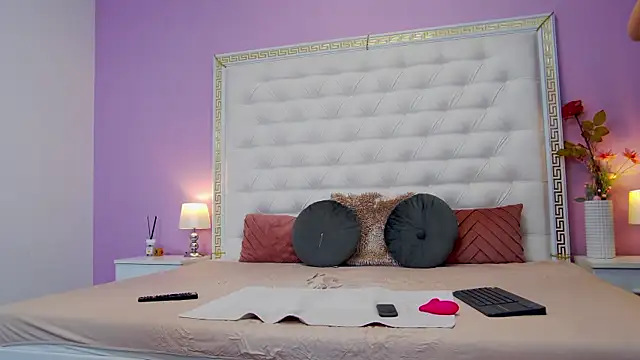 Lenna Paul online show from September 22, 4:11 am