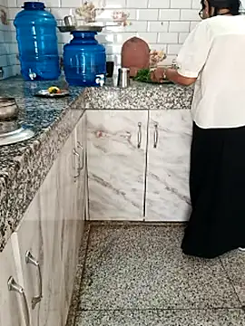 Saroj-Shah online show from February 3, 6:40 am