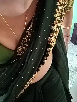 Snapshot of Saroj-Shah chatting on October 21, 6:39 am Saroj-Shah online show from October 21, 6:39 am