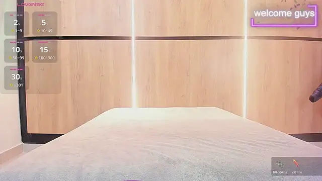 adela chase online show from November 28, 3:09 am