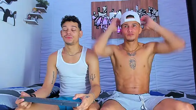 Friendsofeverything  online show from September 17, 2:04 pm