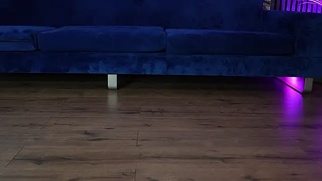 blondie muller online show from April 14, 8:09 pm