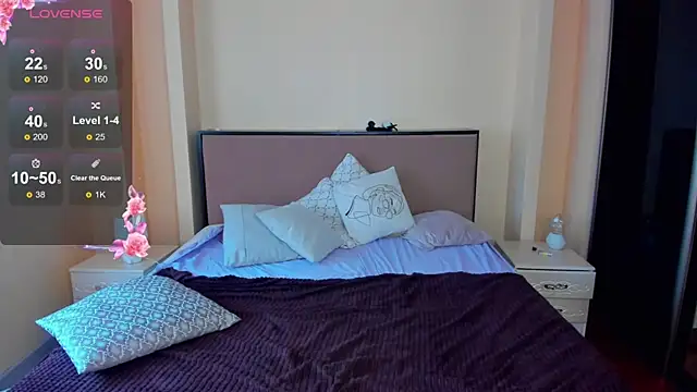 AlexissM online show from June 7, 3:57 am