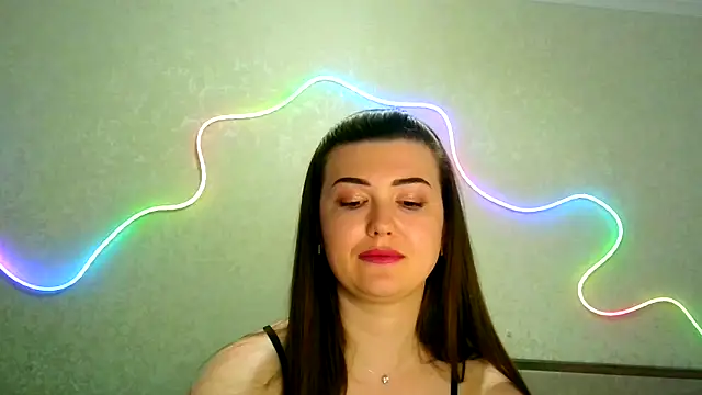 SeductiveTati online show from May 30, 9:11 pm