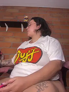 CinnamonCookiez online show from April 8, 1:30 am