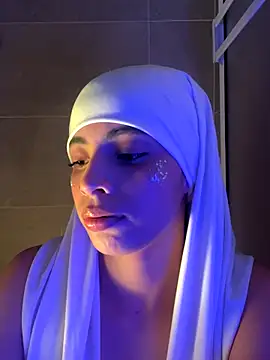 Snapshot of jhalila chatting on September 20, 1:49 am jhalila online show from September 20, 1:49 am