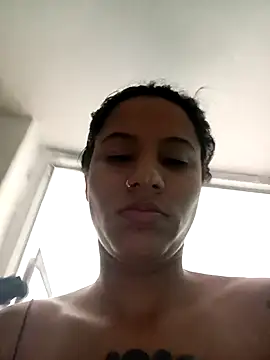 Karii-R online show from November 23, 1:57 pm