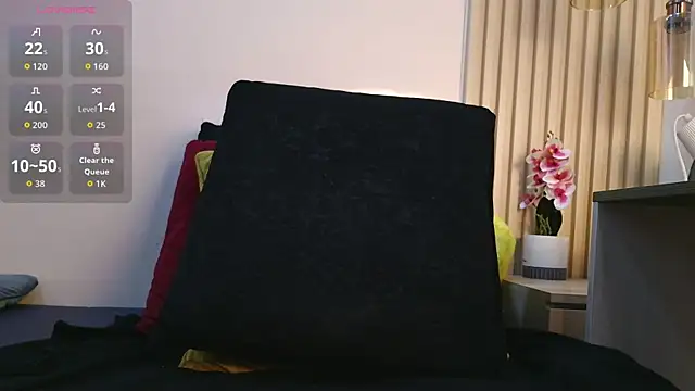 virtual charm online show from January 7, 12:41 pm