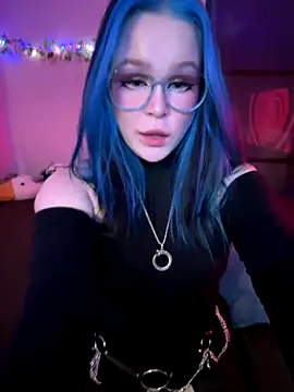 Snapshot of MaddisonHaas chatting on October 1, 1:32 am MaddisonHaas online show from October 1, 1:32 am