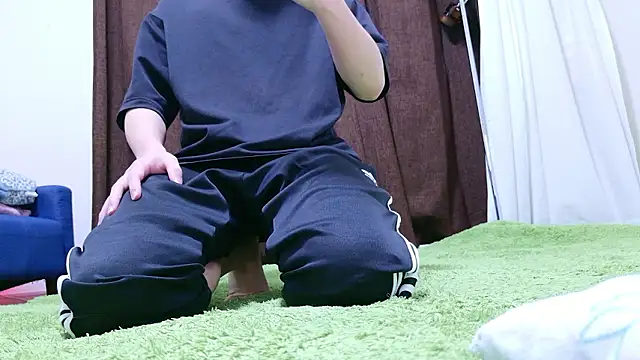 xxx men online show from April 1, 4:46 am