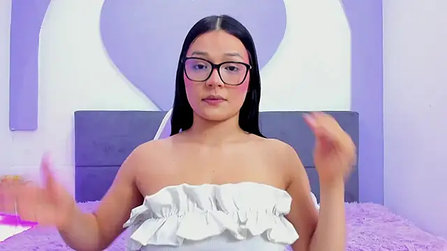 Lola sweeet18 online show from July 23, 9:28 am