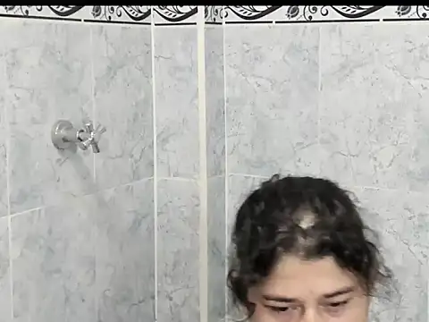 alinabozz1 online show from July 28, 3:59 am