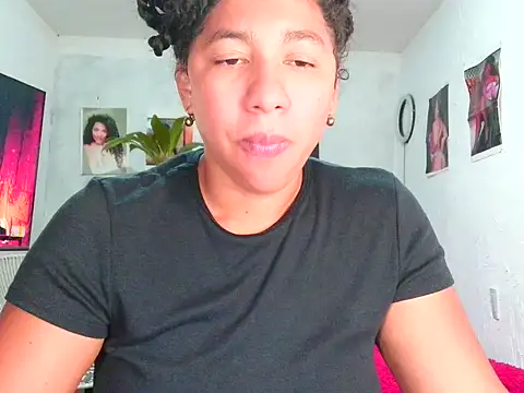 bellacrespalatina online show from May 7, 10:46 pm