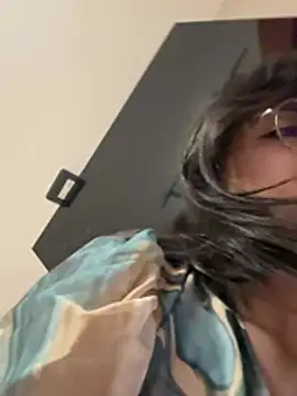 Jade Zephyra online show from May 5, 11:08 pm