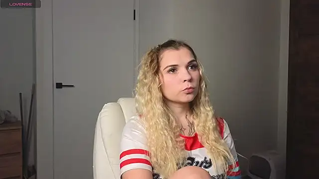 Kate Legend online show from July 22, 3:07 am