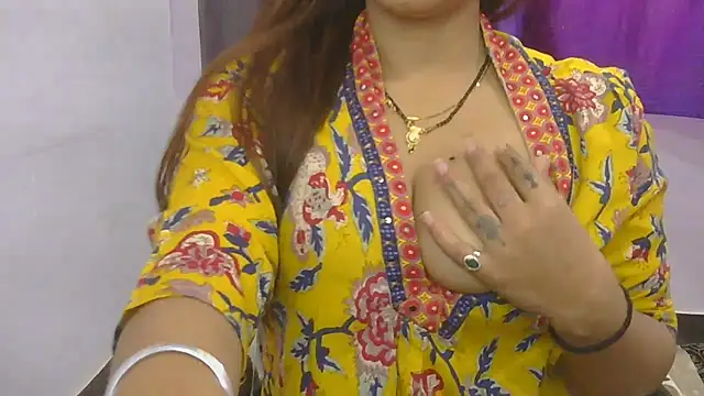 cutie-taara online show from November 23, 5:54 am