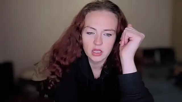 ENGLISHEMILY 69 online show from January 8, 9:52 pm