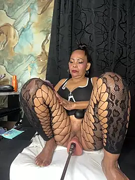 chiquimaturesexy online show from May 26, 11:37 pm