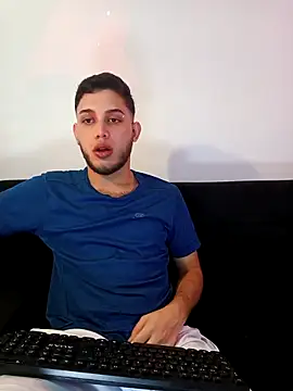 TommyandBillie online show from November 3, 6:01 pm