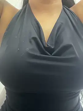 luara1988 online show from April 14, 1:11 pm