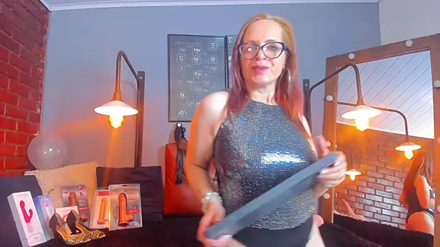 Samantha mature56 online show from January 16, 3:02 am