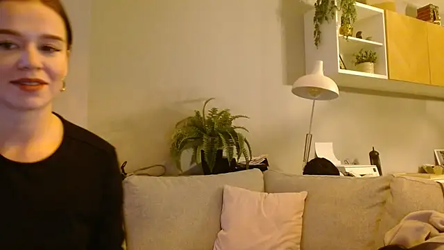 Jenniiibaby online show from November 21, 6:32 pm