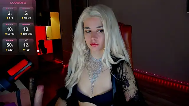 mollyposhh online show from February 10, 5:16 pm