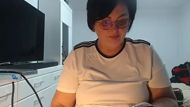 Amandamuller1982 online show from March 28, 11:14 pm