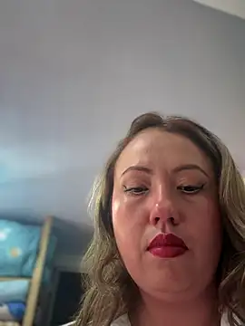 VIOLETA-25  online show from October 18, 4:10 pm