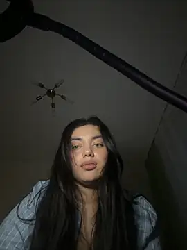 Sweet Khalifa  online show from September 28, 3:39 pm