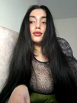 Sweet Khalifa  online show from October 12, 2:30 pm