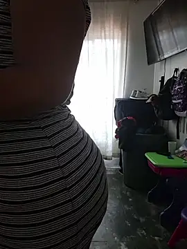 steisy325 online show from March 29, 1:54 pm