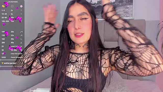 elodie walker online show from December 19, 3:59 pm