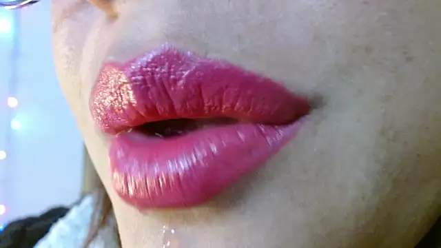 miss evoleth2 online show from December 22, 8:39 am