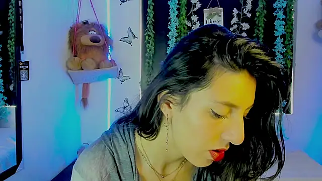 queen-natty online show from March 19, 1:15 pm