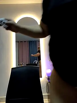 SluttyMilf79 online show from March 18, 10:42 am