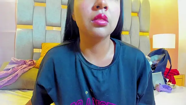 nicole fisherr online show from March 24, 5:57 am