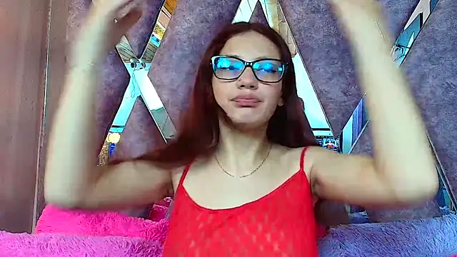 LARICSABLUE online show from March 18, 3:11 am