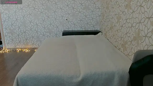 Lissa Cristal online show from July 18, 12:51 pm