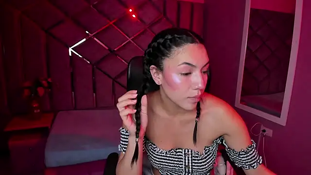 Poly Sasha  online show from October 21, 4:05 am